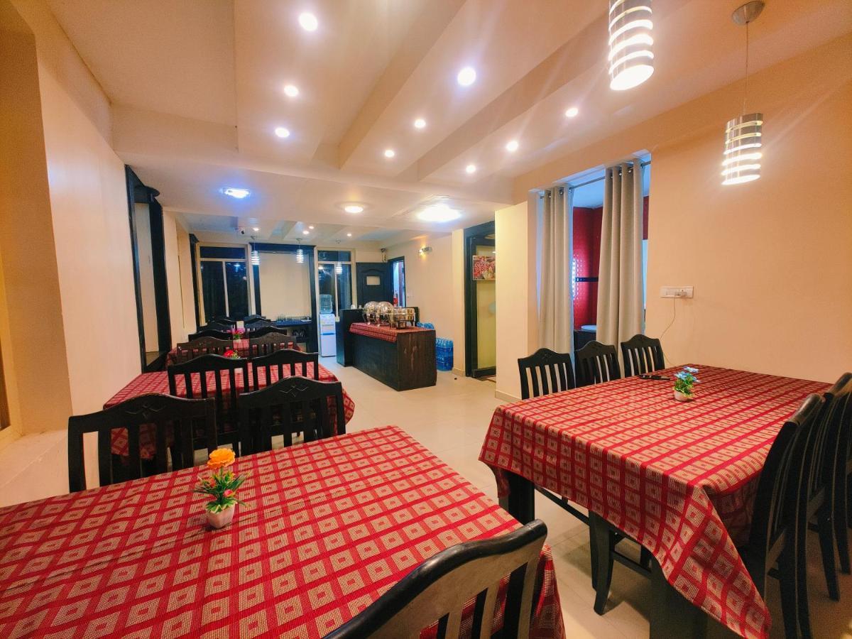 Hotel Emerald Inn Munnar Kültér fotó