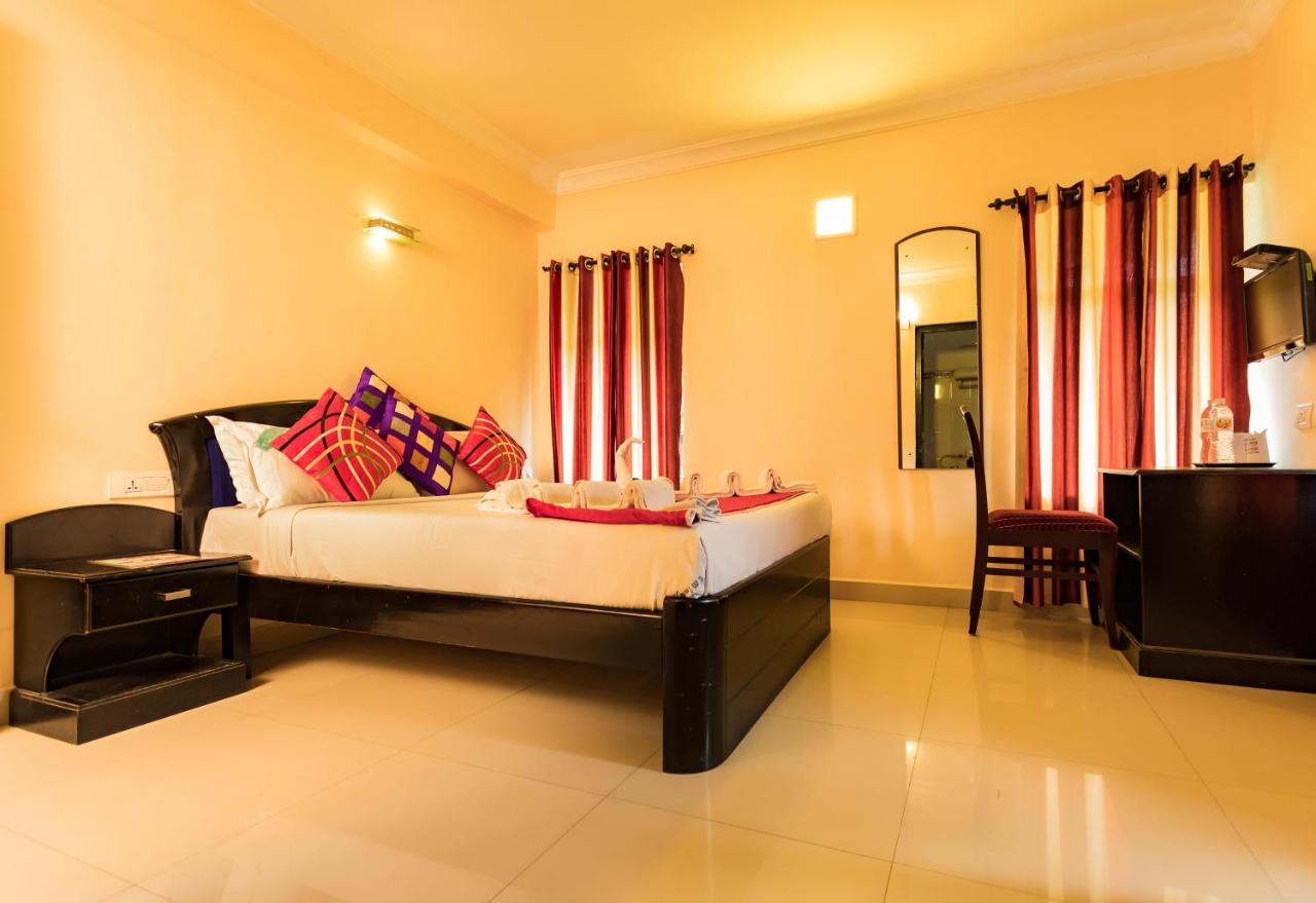 Hotel Emerald Inn Munnar Kültér fotó